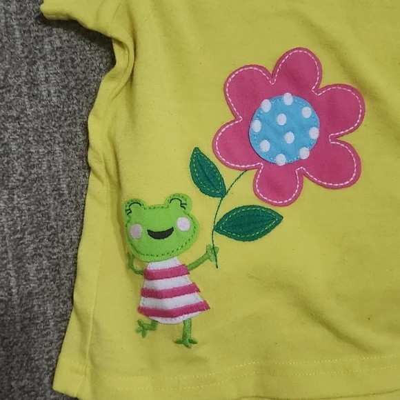 4 Pajamas - Picture 3 of 10